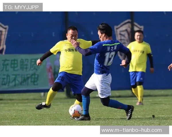 漳州足球联赛激情四溢球迷热情高涨助力本土球队崛起